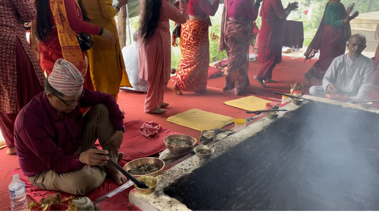 व्यासगुफामा श्रावणभर महाकोटी होवन, पूर्वमन्त्री धनराज गुरुङको सहभागिता