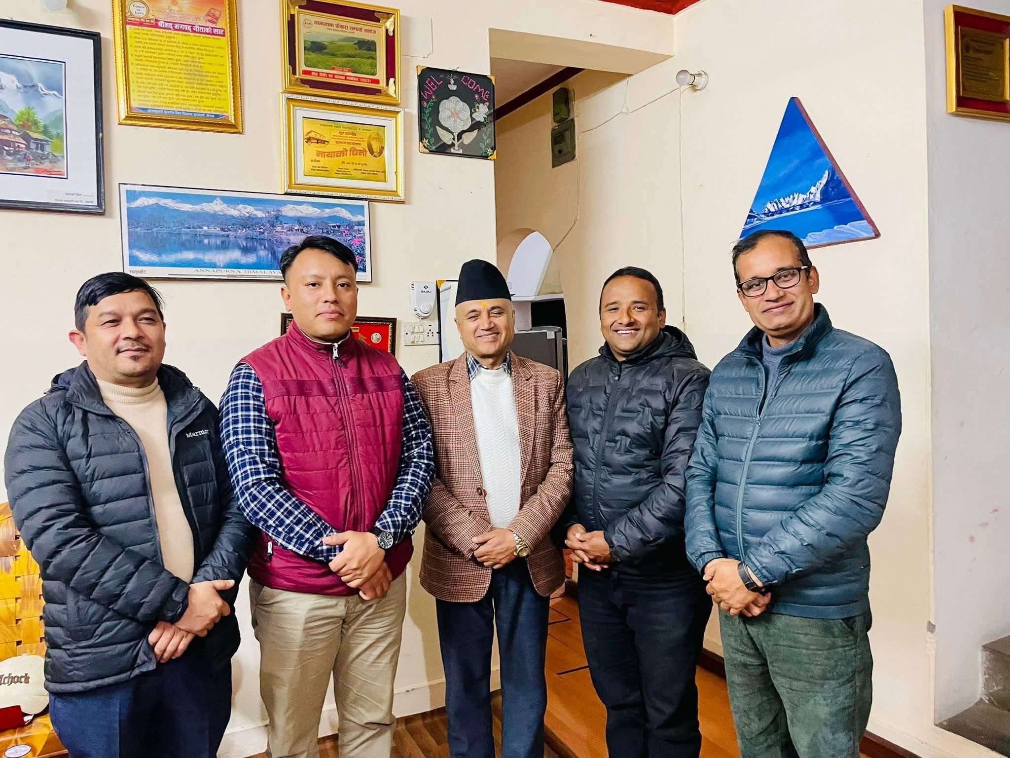 तनहुँमा राजनीतिक फेरबदल : माओवादी केन्द्रका नेता एमालेमा प्रवेश