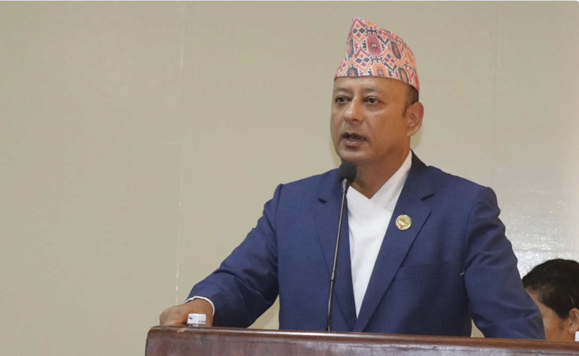 पूर्वमन्त्री दीपक खड्कालाई थुनामुक्त गर्न सर्वोच्चको आदेश