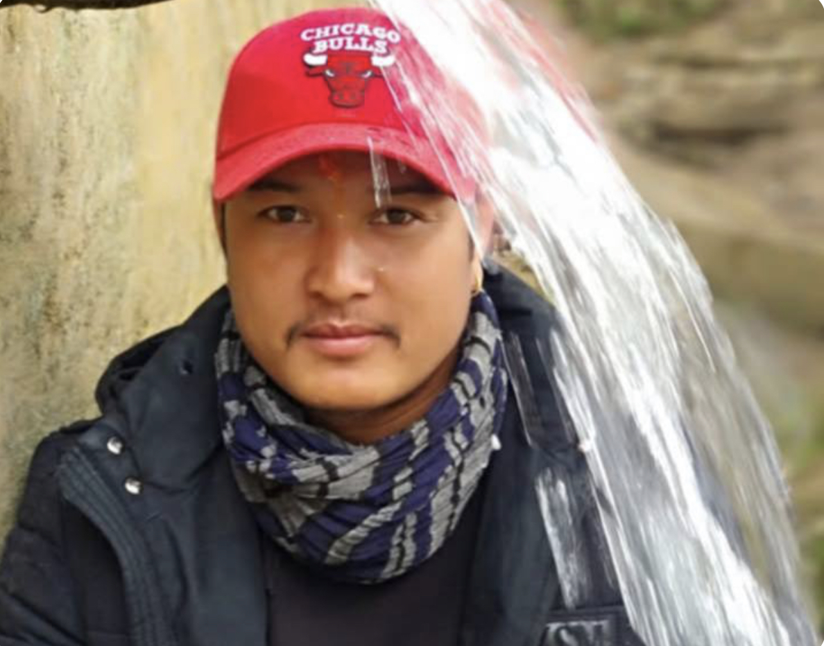 बचाऊ’ भन्ने गुहार सुनेपछि मादीमा हाम फाले झापुटारका कोटबहादुर, दुई घण्टा समातेरै जोगाए १७ वर्षीया युवतीको ज्यान