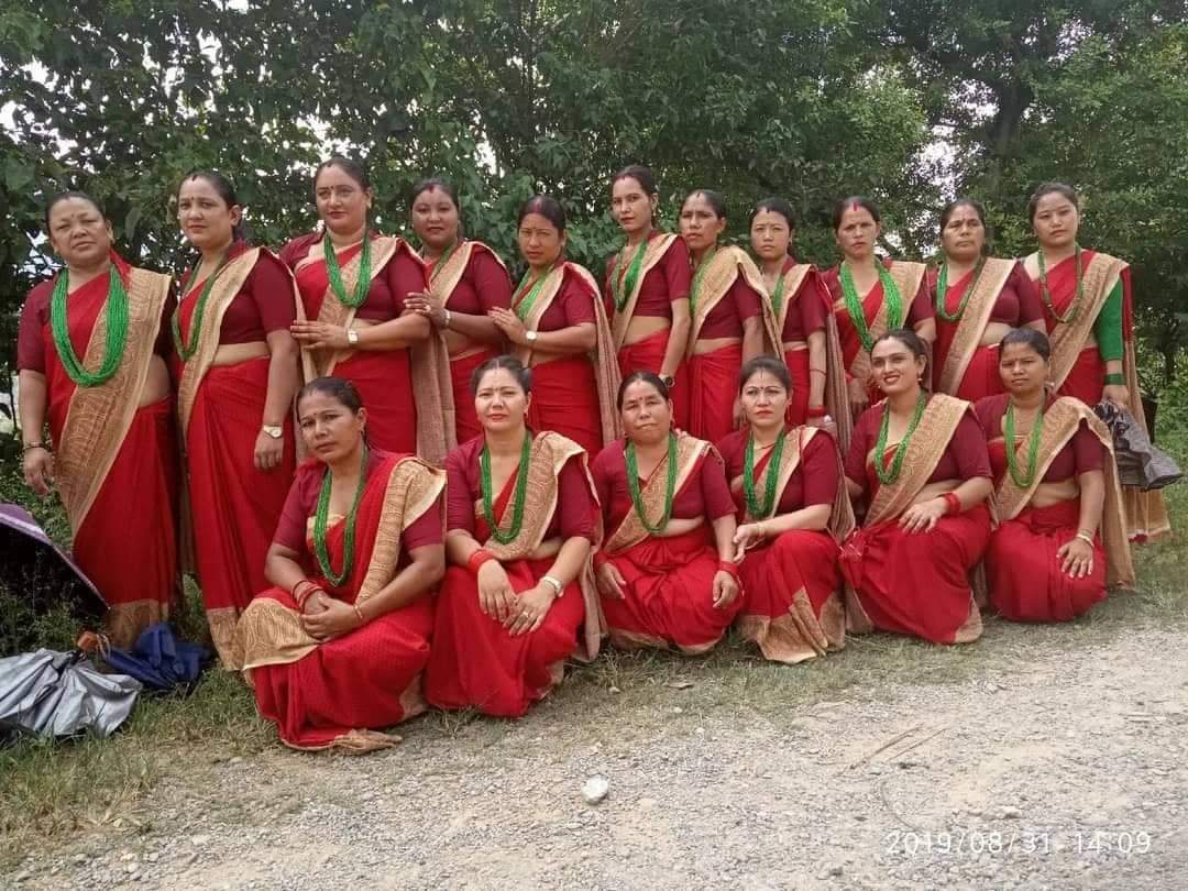 बाढीपीडितका लागि करङकाठवासीको ६३ हजार सहयोग